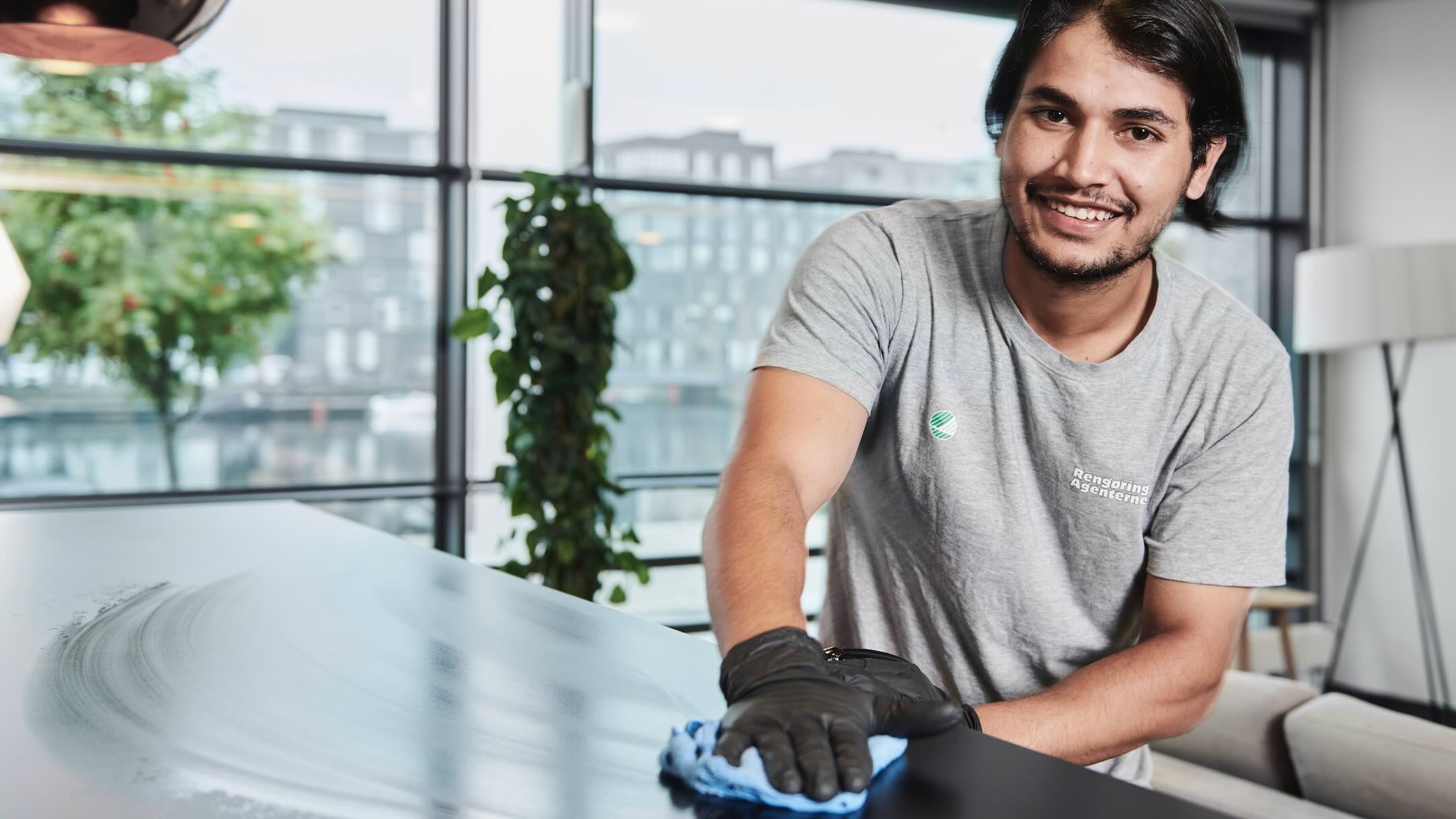 Miljøvenlig Privatrengøring, kontorrengøring, hvad koster kontorrengøring, privatrengøring pris